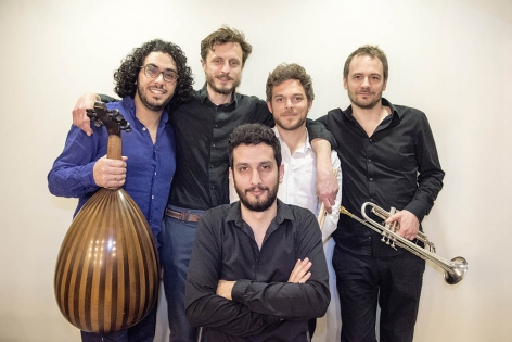   Faraj Suleiman, en quintette, avec Mohannad Nasser (oud), Julien Alour (trompette), Baptiste de Chabaneix (batterie) et Emmanuel Forster (contrebasse).